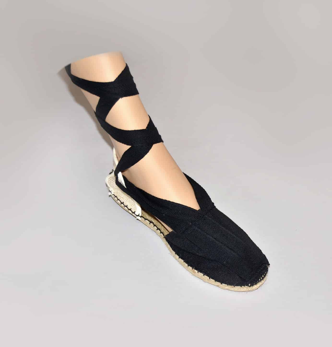 ALPARGATA REGIONAL FLOR NEGRA-20327